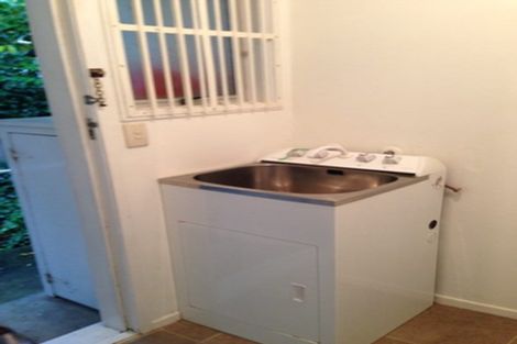 Photo of property in 2/30 Arabi Street, Sandringham, Auckland, 1041