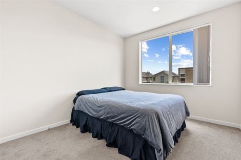 Photo of property in 24 Hakawai Avenue, Takanini, 2112