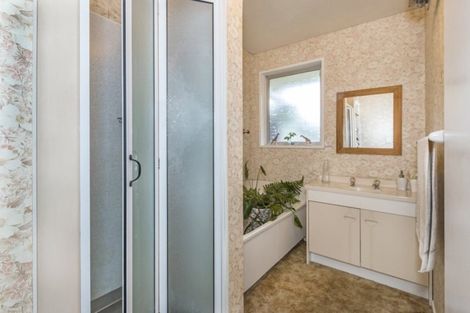 Photo of property in 259a Fifield Terrace, Opawa, Christchurch, 8023