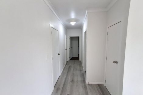 Photo of property in 71 Logie Street, Stokes Valley, Lower Hutt, 5019