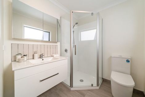 Photo of property in 6 Yeats Grove, Trentham, Upper Hutt, 5018