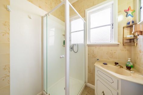 Photo of property in 17 Charleston Avenue, Boulcott, Lower Hutt, 5011