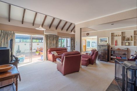 Photo of property in 113 Field Way, Waikanae Beach, Waikanae, 5036