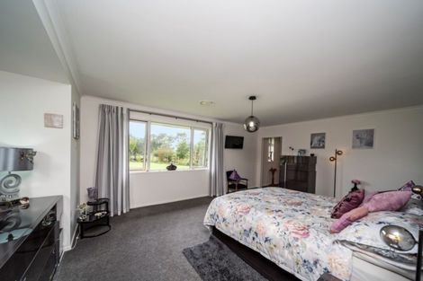 Photo of property in 1347 Carrington Road, Hurworth, New Plymouth, 4371