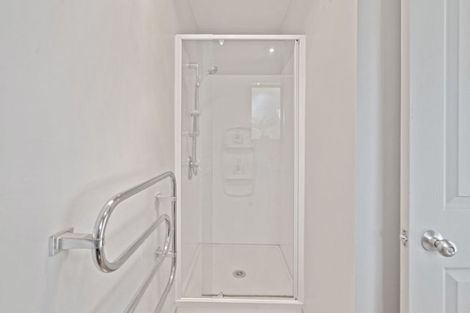 Photo of property in 1 Edgewater Lane, Halswell, Christchurch, 8025