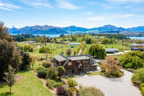 Photo of property in 56 Oak Lane, Wanaka, 9305