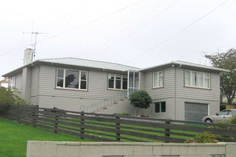 Photo of property in 61 Redwood Avenue, Tawa, Wellington, 5028