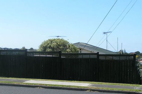 Photo of property in 111 Forrest Hill Road, Forrest Hill, Auckland, 0620