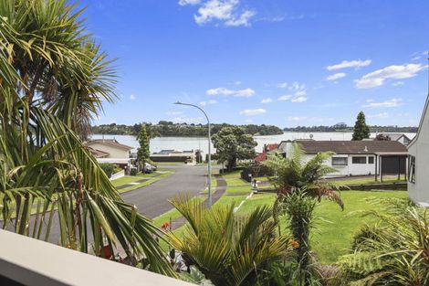 Photo of property in 11a Rangataua Street, Welcome Bay, Tauranga, 3112