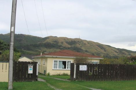 Photo of property in 43a Coates Street, Tawa, Wellington, 5028