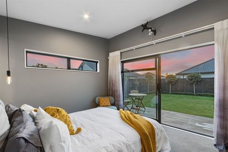 Photo of property in 32 Hinterland Drive, Prebbleton, 7604