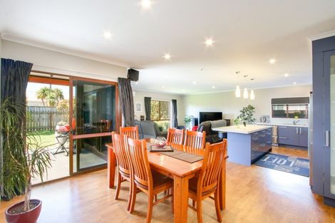 Photo of property in 8 Bowen Place, Tamatea, Napier, 4112