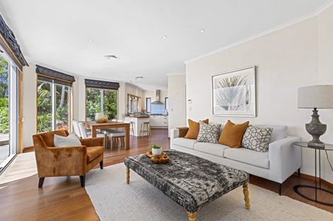 Photo of property in 24 Cliff Road, Torbay, Auckland, 0630