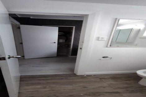 Photo of property in 4 Mills Road, Brooklyn, Wellington, 6021