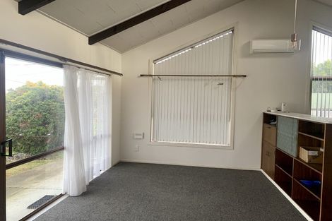 Photo of property in 71 Cambridge Road, Hillcrest, Hamilton, 3216