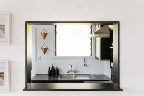 Photo of property in 21 Omokoroa Road, Omokoroa, 3114