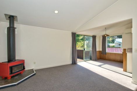 Photo of property in 19 Wye Place, Fernhill, Queenstown, 9300