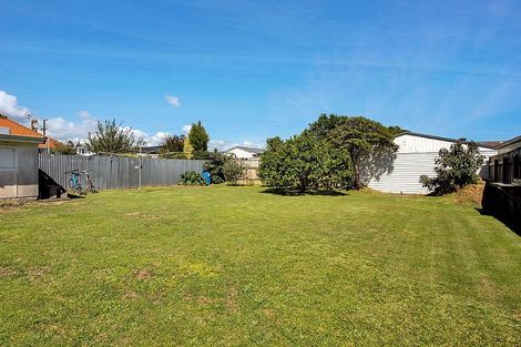 Photo of property in 62 Lismore Street, Merrilands, New Plymouth, 4312