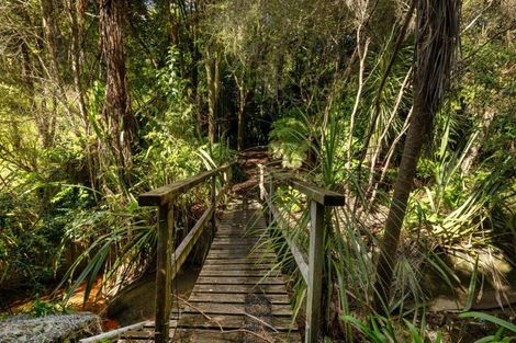 Photo of property in 16 Bateleur Close, Welcome Bay, Tauranga, 3112