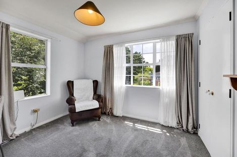 Photo of property in 11 Elder Grove, Whalers Gate, New Plymouth, 4310
