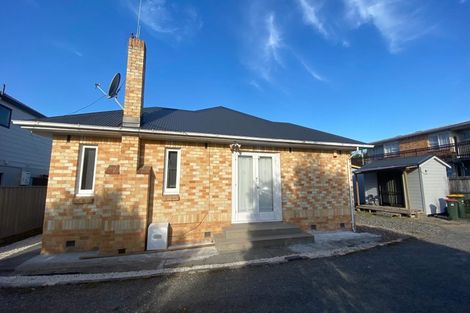 Photo of property in 100 Firth Street, Hamilton East, Hamilton, 3216