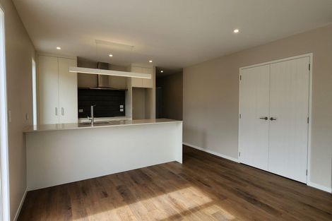 Photo of property in 3 Pahiki Crescent, Levin, 5510