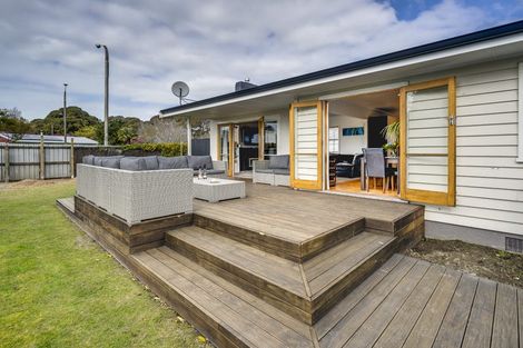 Photo of property in 2 Veronica Avenue, Marewa, Napier, 4110