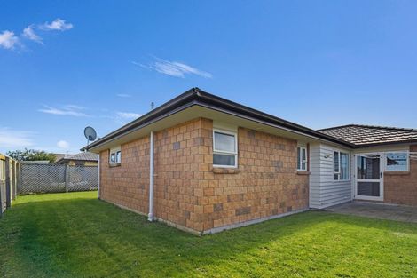 Photo of property in Henry Russell Estate, 21/36 Belgrove Drive, Waipukurau, 4200