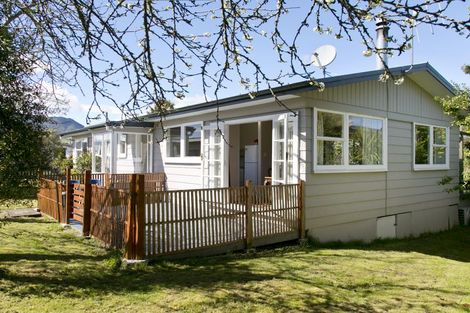 Photo of property in 99 Hinemoa Avenue, Taupo, 3330