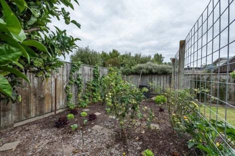 Photo of property in 5 Kaka Road, Raumati Beach, Paraparaumu, 5032