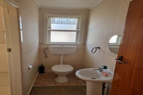 Photo of property in 166 Roslyn Road, Levin, 5510