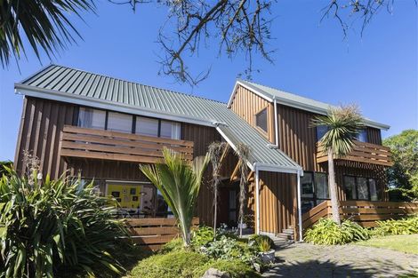 Photo of property in 24 Belleview Terrace, Mount Pleasant, Christchurch, 8081