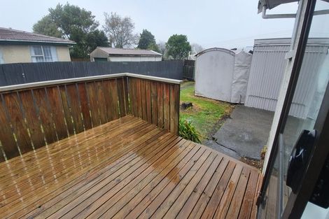 Photo of property in 28 Tarahua Road, Vogeltown, New Plymouth, 4310