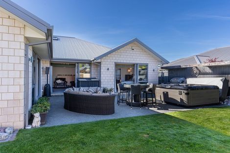 Photo of property in 20 Euphrasie Drive, Aidanfield, Christchurch, 8025