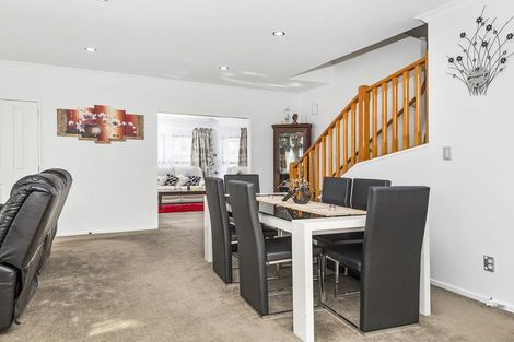Photo of property in 247 Hill Road, The Gardens, Auckland, 2105