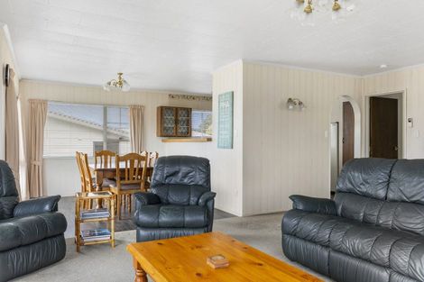 Photo of property in 63 Grace Crescent, Richmond Heights, Taupo, 3330