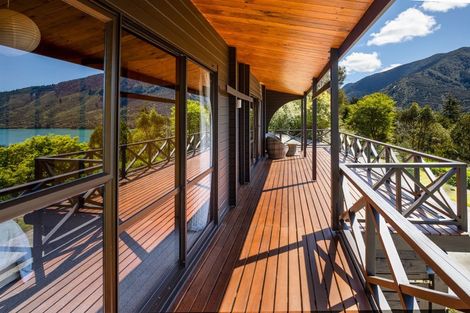 Photo of property in 540 Moetapu Bay Road, Moetapu Bay, Picton, 7282