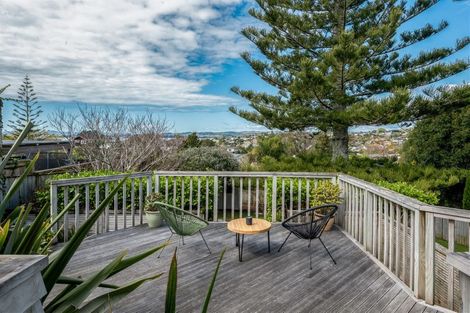 Photo of property in 80 Alexander Street, Cockle Bay, Auckland, 2014
