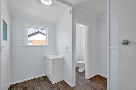 Photo of property in 4 Standish Street, New Plymouth, 4310