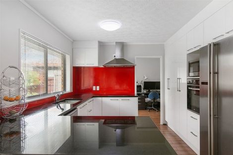 Photo of property in 295 Bucklands Beach Road, Bucklands Beach, Auckland, 2012