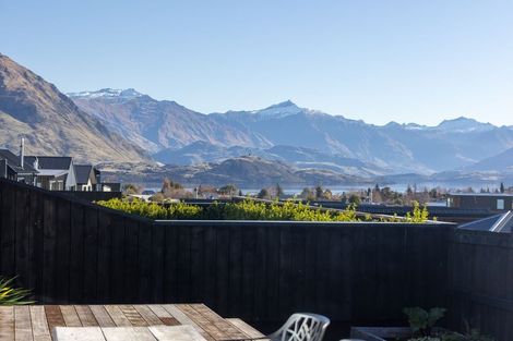 Photo of property in 71 Farrant Drive, Wanaka, 9305