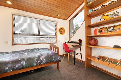 Photo of property in 32 Clivedene Street, Matua, Tauranga, 3110