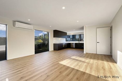 Photo of property in 5 Huljich Way, Hobsonville, Auckland, 0616