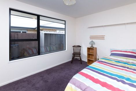 Photo of property in 2/14 Innisfree Place, Northwood, Christchurch, 8051