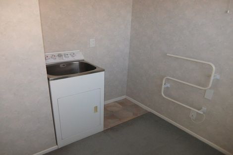 Photo of property in 93 Roberts Line, Kelvin Grove, Palmerston North, 4414