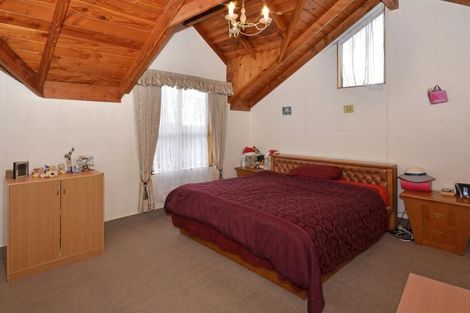 Photo of property in 2 Deodar Place, Totara Heights, Auckland, 2105