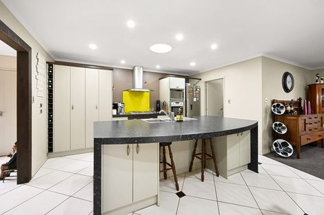 Photo of property in 9 Roderick Place, Rototuna, Hamilton, 3210