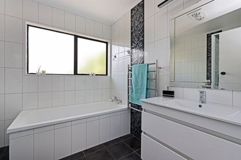 Photo of property in 1002 Southland Road, Raureka, Hastings, 4120