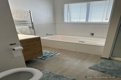 Photo of property in 11 Tamapahore Boulevard, Papamoa Beach, Papamoa, 3118