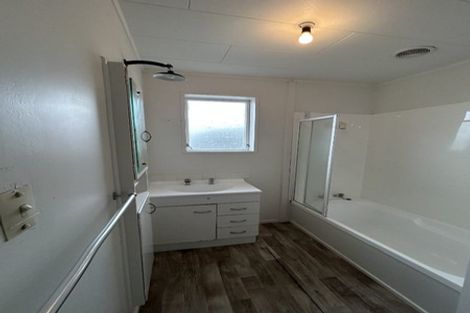Photo of property in 26 Pooks Road, Ranui, Auckland, 0612